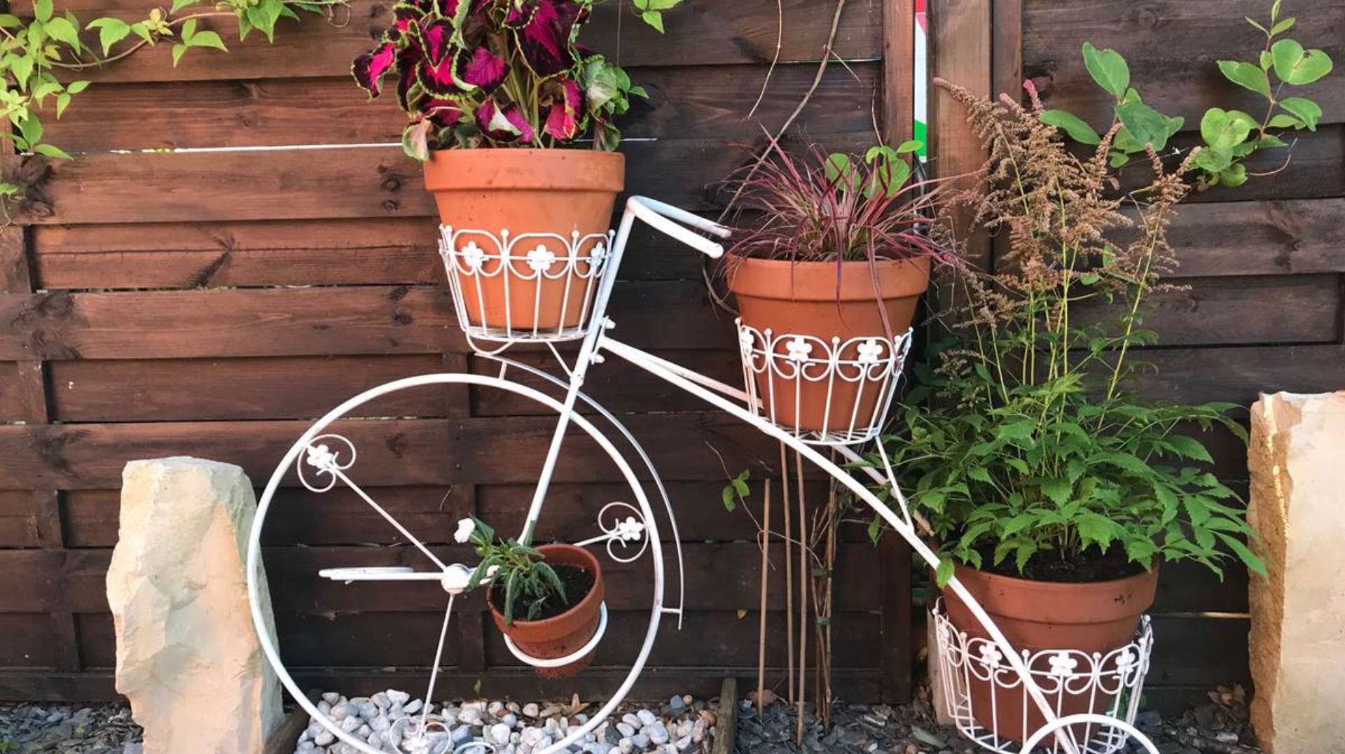 Vacation rentals in Burgundy: Le Paquier Fané campground in Chagny, Burgundy-Franche-Comté